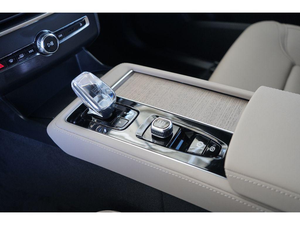 new 2026 Volvo XC90 car, priced at $71,825
