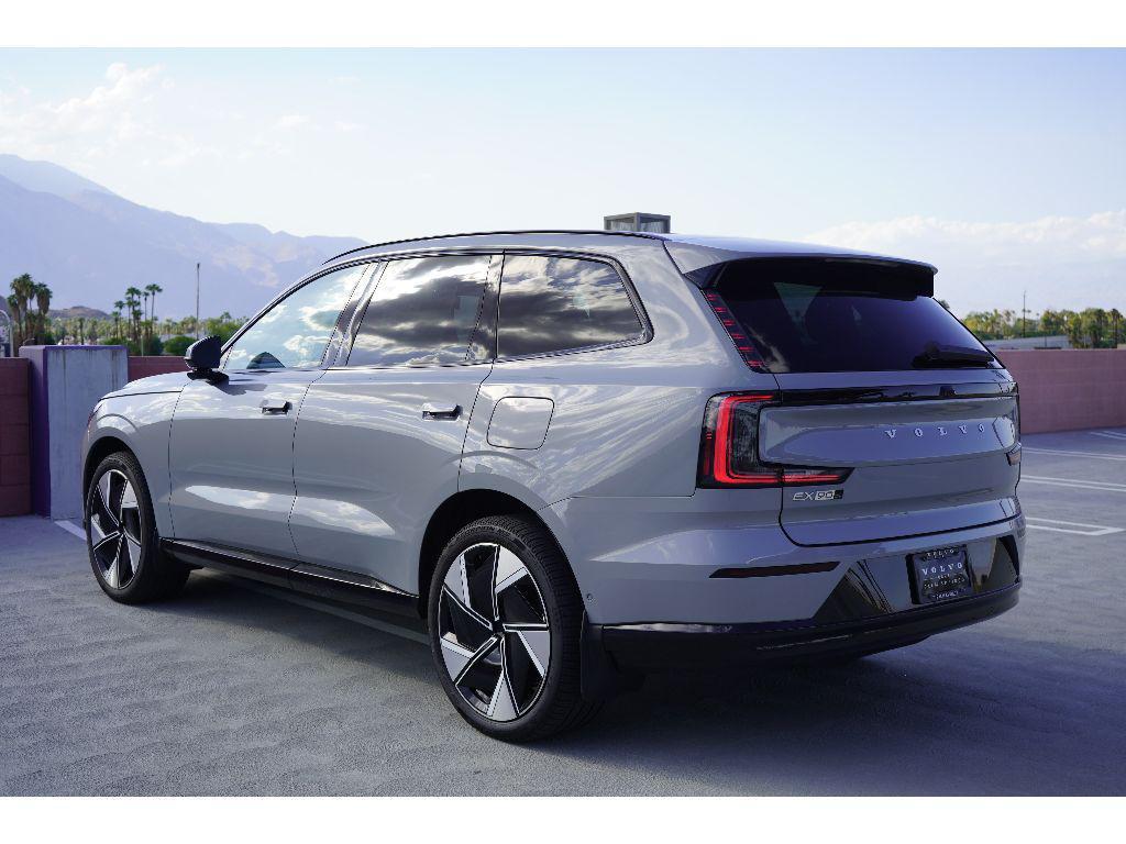 new 2025 Volvo EX90 car, priced at $83,425