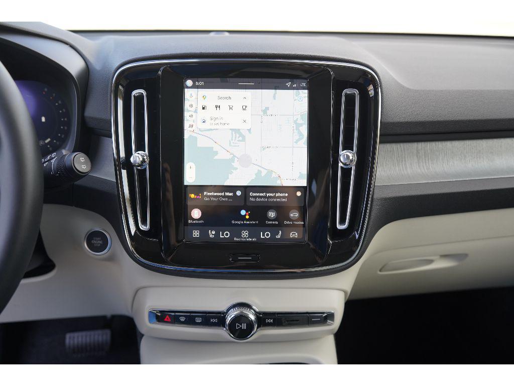 new 2026 Volvo XC40 car, priced at $50,150