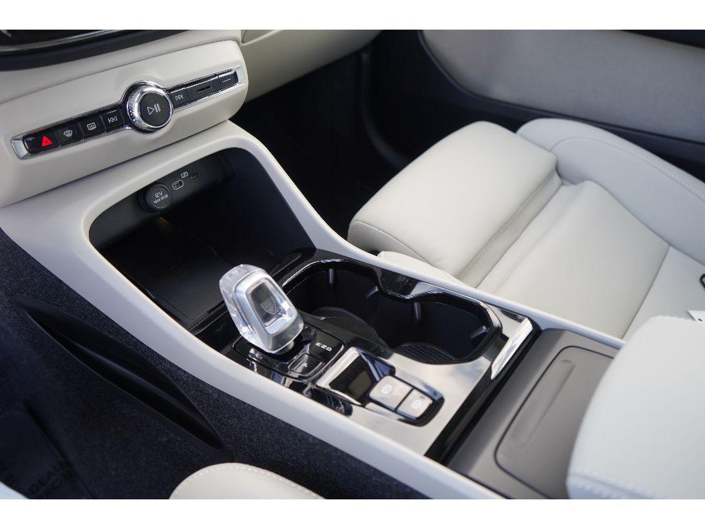 new 2026 Volvo XC40 car, priced at $50,150