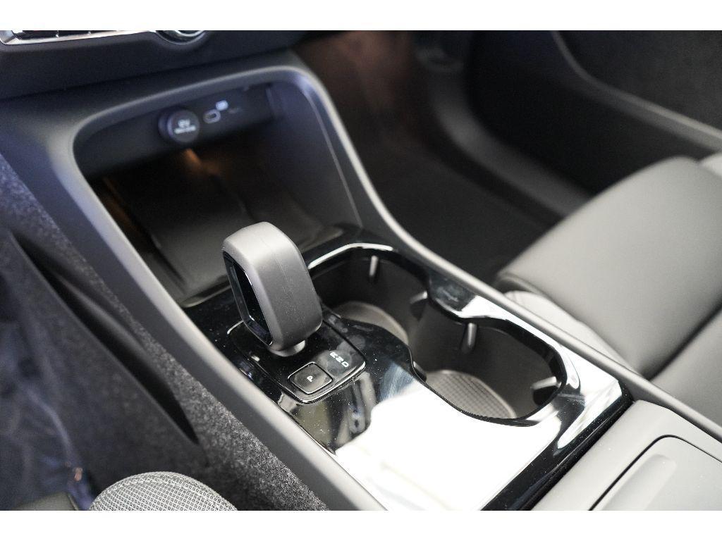 new 2025 Volvo EX40 car, priced at $57,990