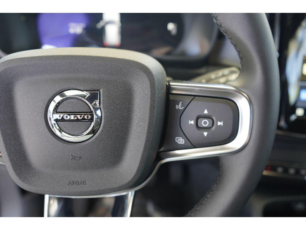 new 2025 Volvo EX40 car, priced at $57,990