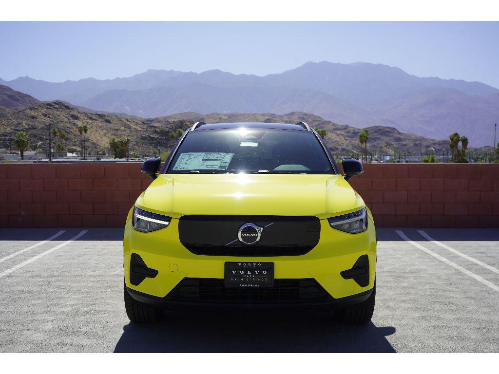 new 2025 Volvo EX40 car, priced at $57,990