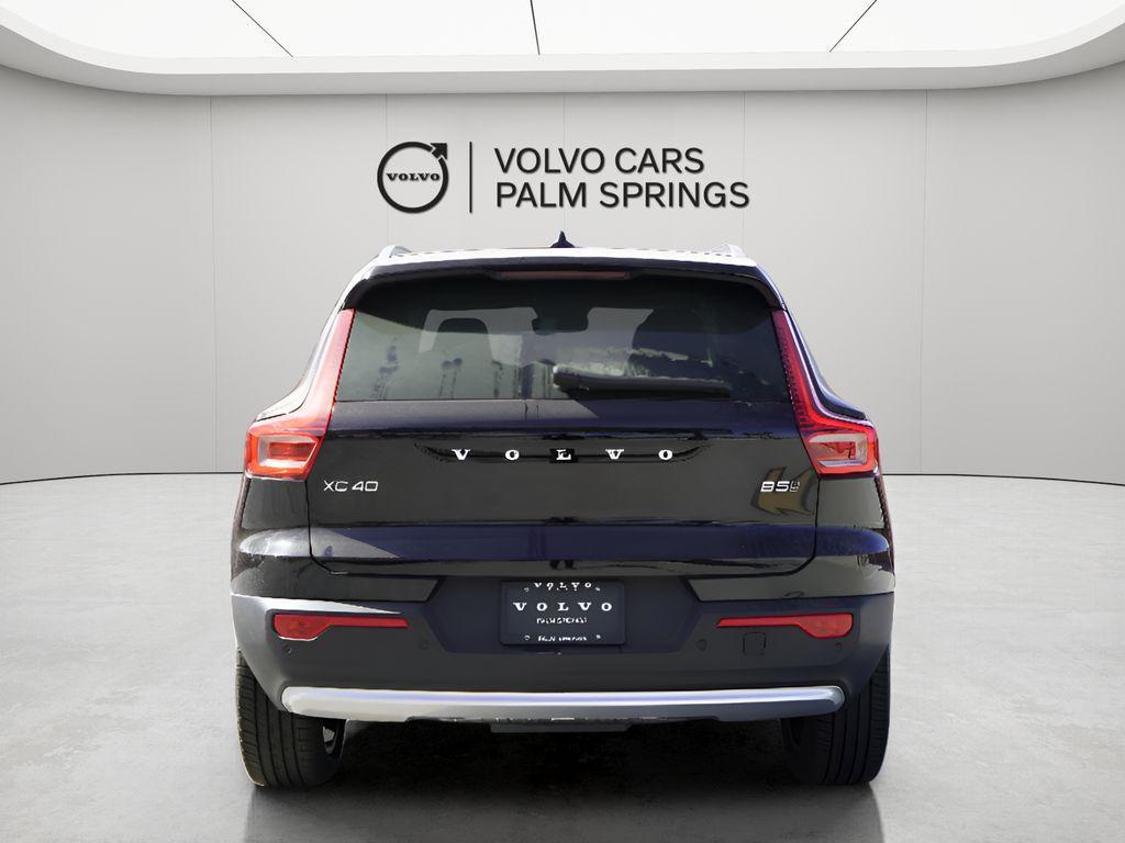new 2025 Volvo XC40 car, priced at $46,015