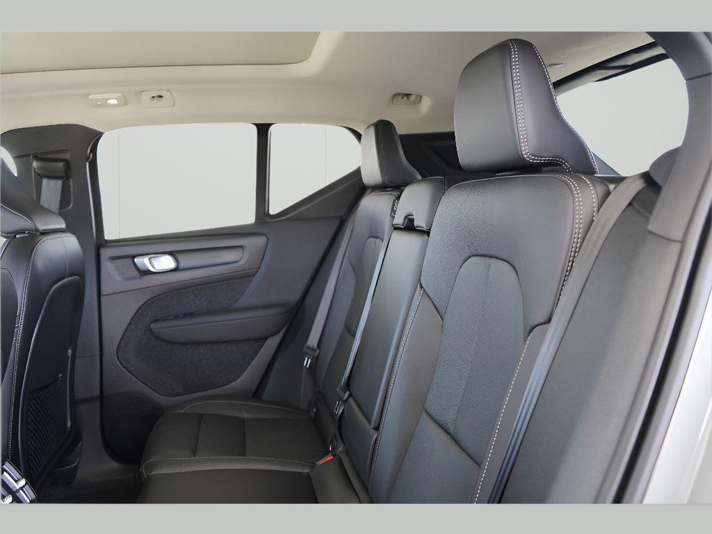 new 2025 Volvo XC40 car, priced at $51,465