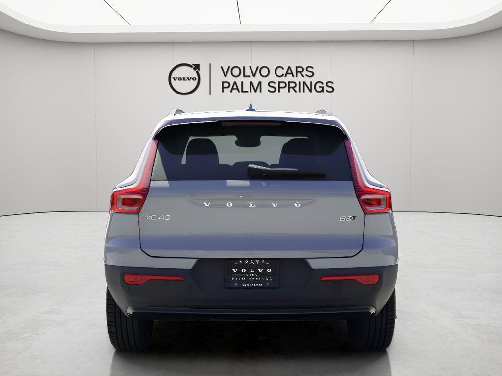 new 2025 Volvo XC40 car, priced at $51,465