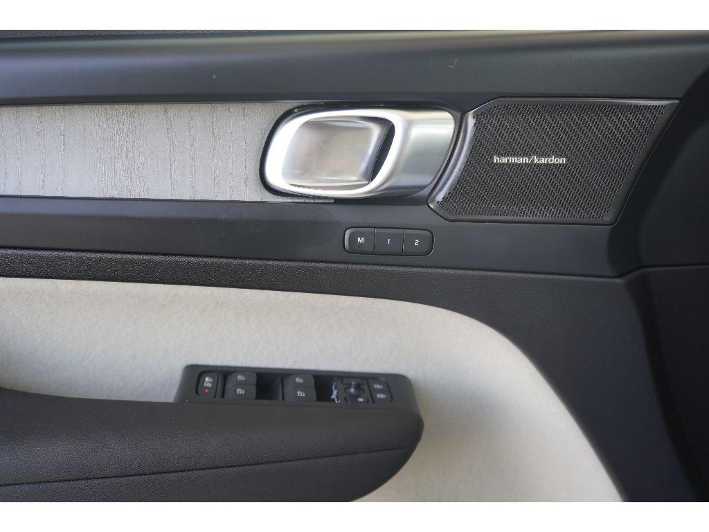 new 2026 Volvo XC40 car, priced at $53,975