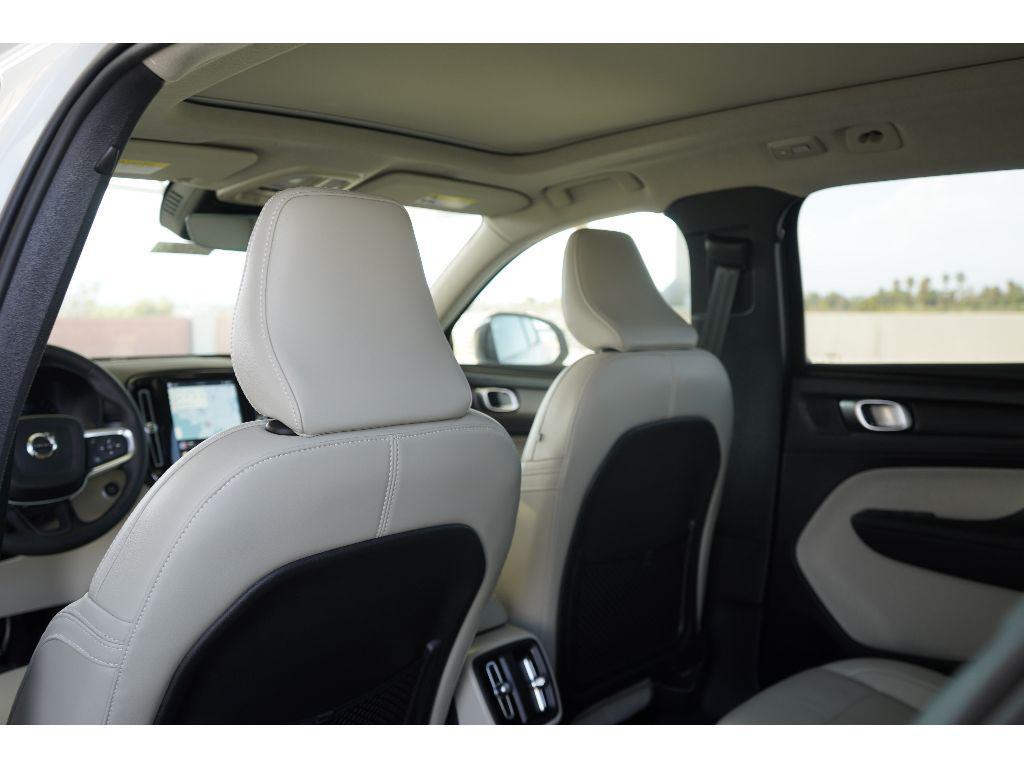 new 2026 Volvo XC40 car, priced at $53,975