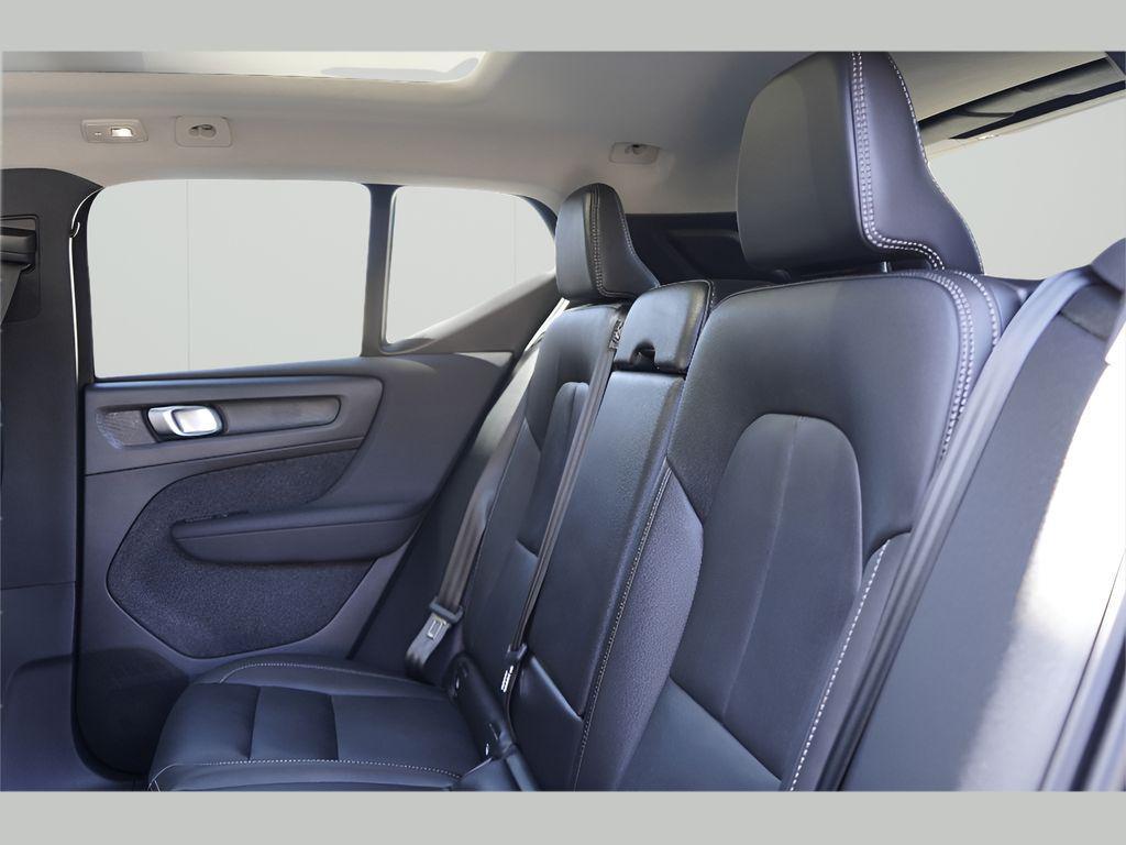 new 2025 Volvo XC40 car, priced at $48,335