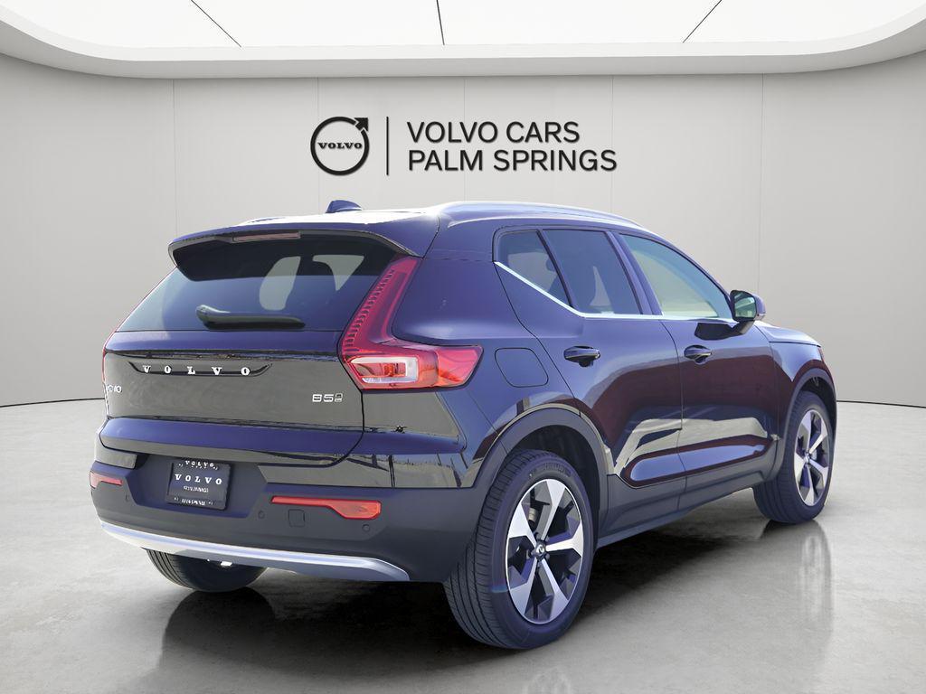 new 2025 Volvo XC40 car, priced at $46,035