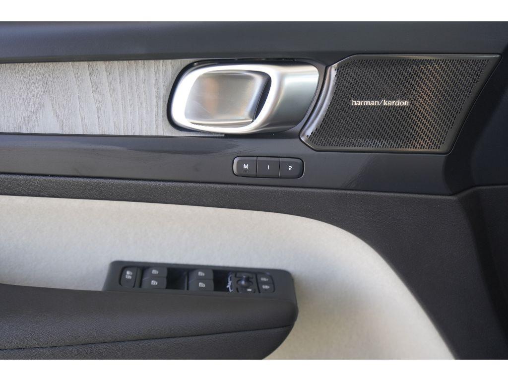 new 2026 Volvo XC40 car, priced at $54,970