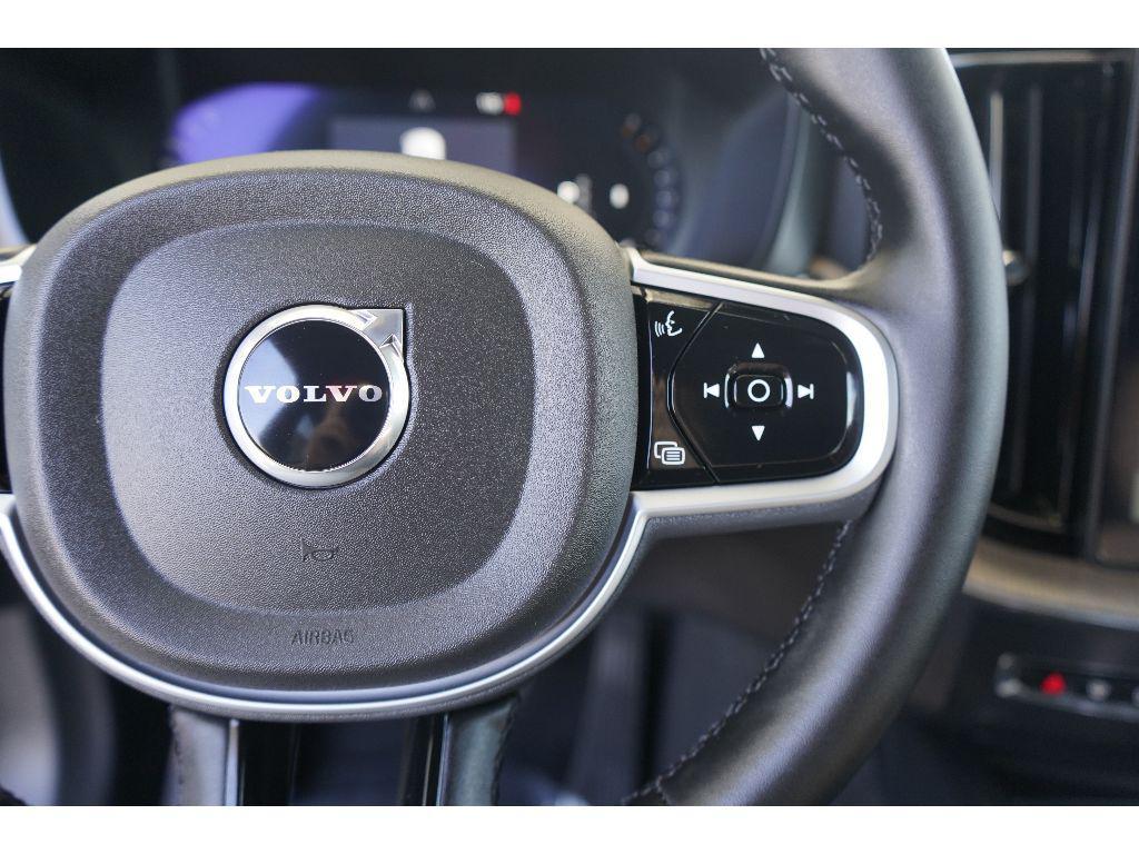 new 2026 Volvo XC60 car, priced at $57,985