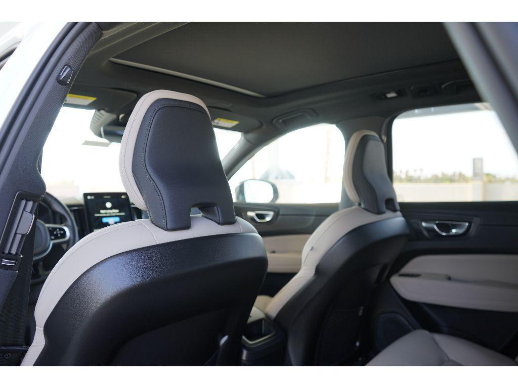 new 2026 Volvo XC60 car, priced at $57,985