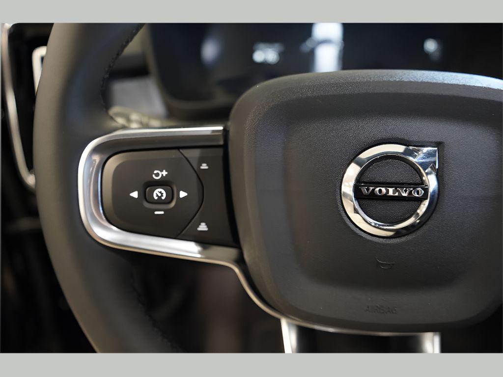 new 2025 Volvo EX40 car, priced at $57,990