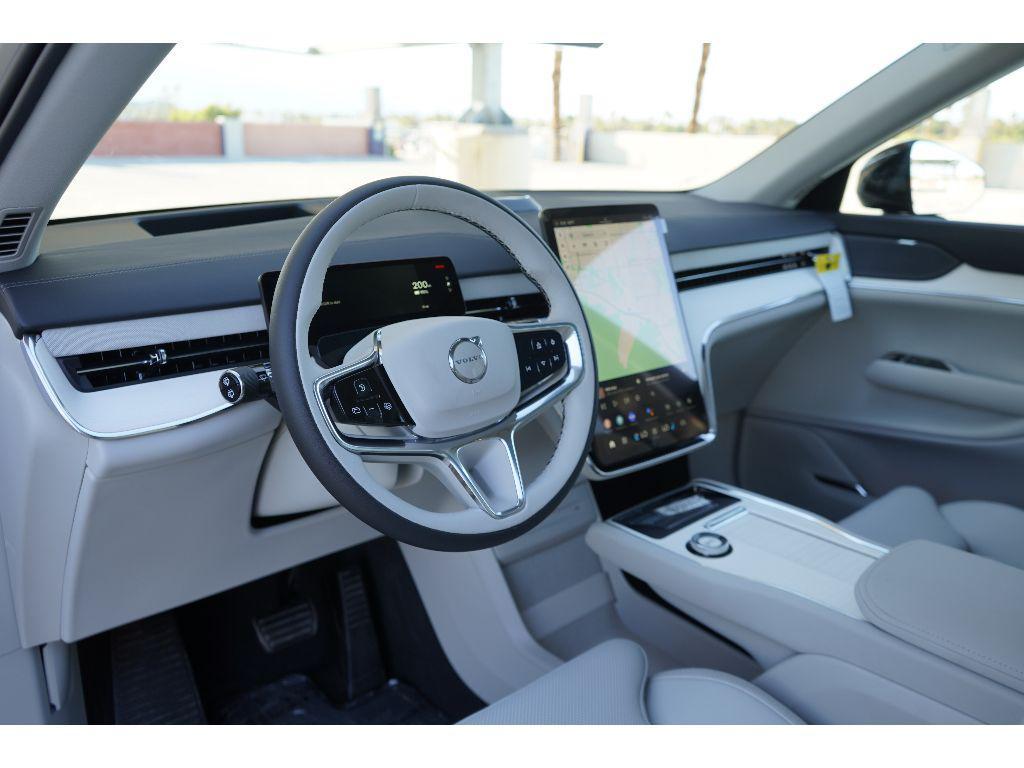 new 2025 Volvo EX90 car, priced at $88,310