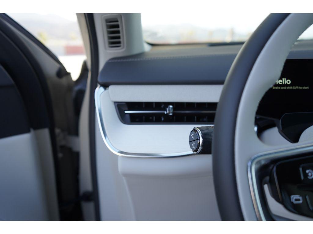 new 2025 Volvo EX90 car, priced at $88,310