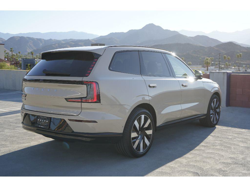 new 2025 Volvo EX90 car, priced at $88,310
