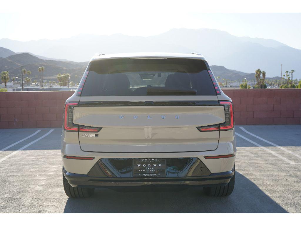new 2025 Volvo EX90 car, priced at $88,310