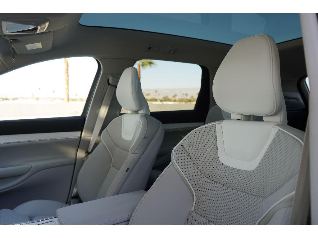 new 2025 Volvo EX90 car, priced at $88,310