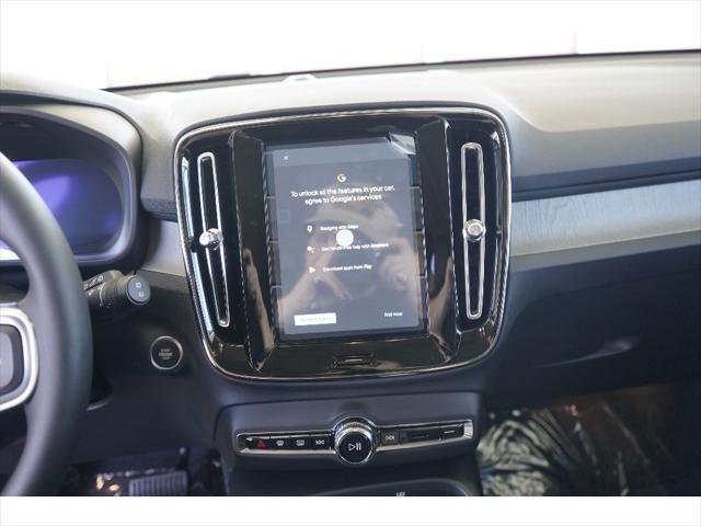 new 2025 Volvo XC40 car, priced at $46,485
