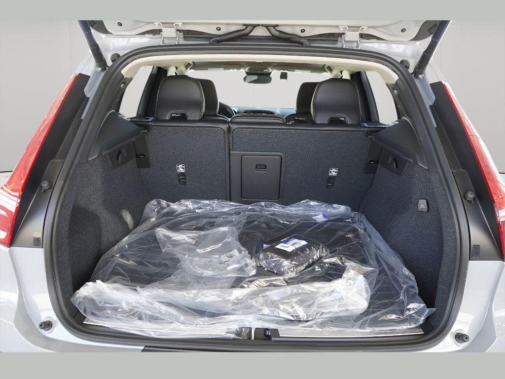 new 2025 Volvo XC40 car, priced at $45,315