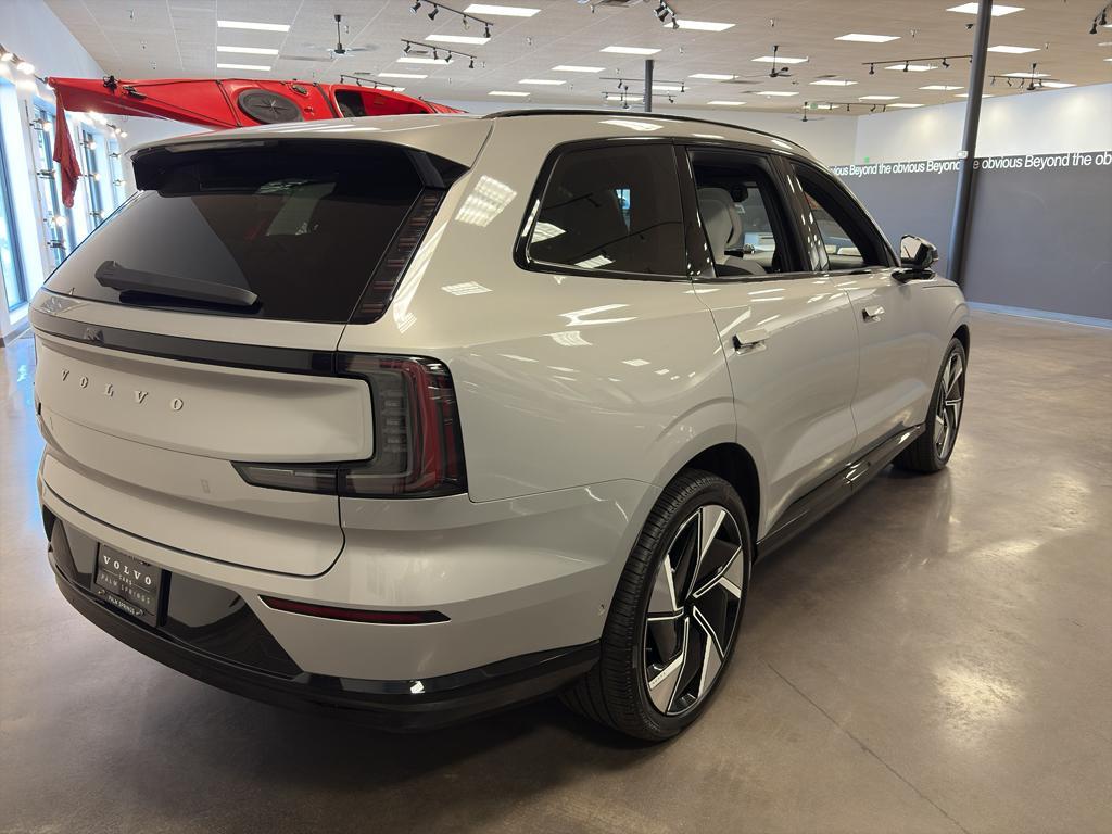 new 2025 Volvo EX90 car, priced at $94,640