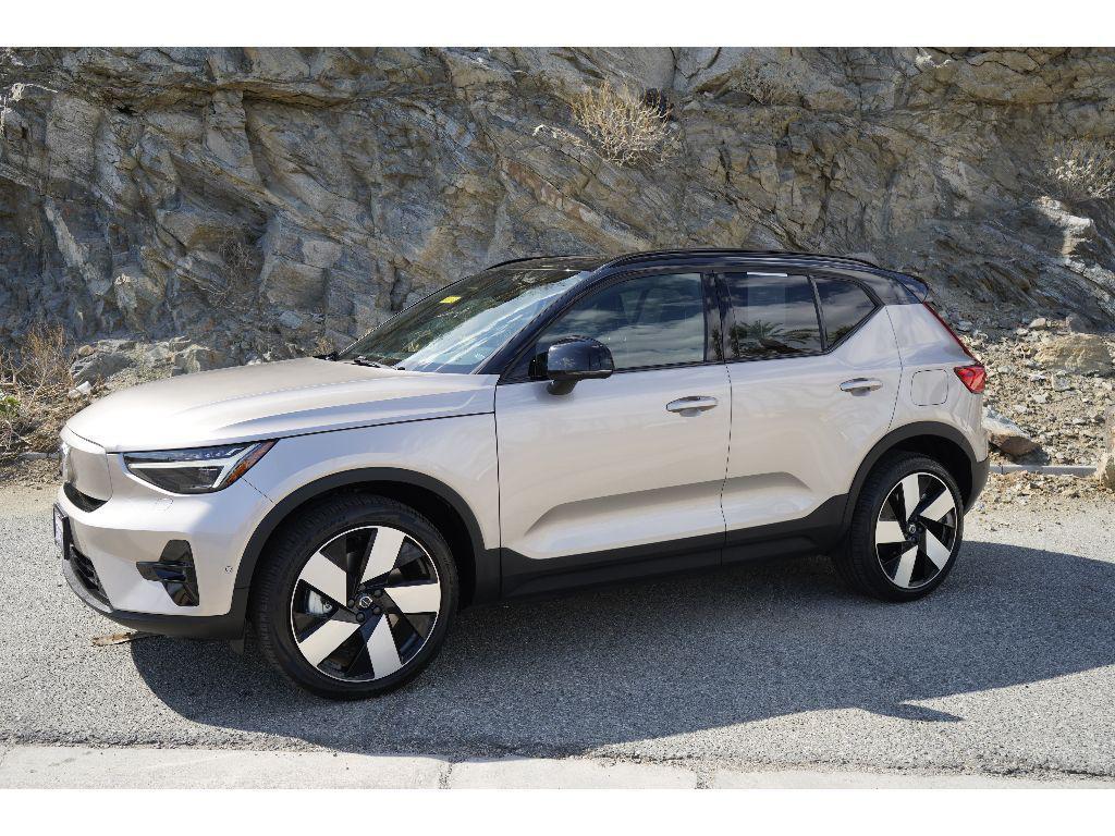 used 2023 Volvo XC40 Recharge Pure Electric car, priced at $37,998