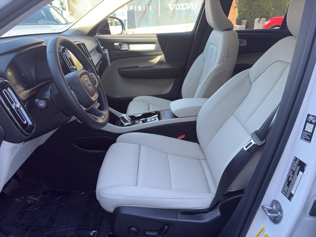 new 2026 Volvo XC40 car, priced at $50,600