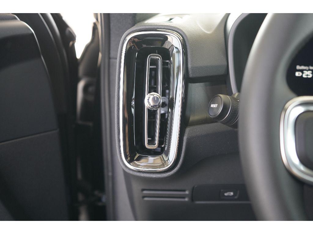 new 2025 Volvo EX40 car, priced at $57,990
