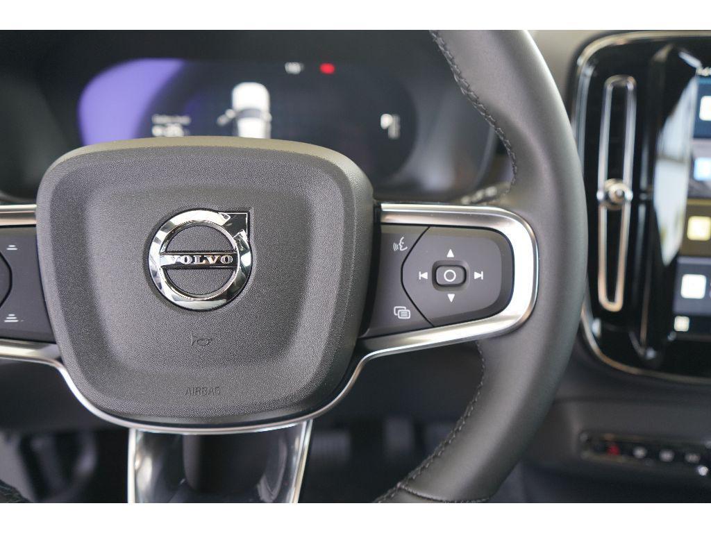 new 2025 Volvo EX40 car, priced at $57,990