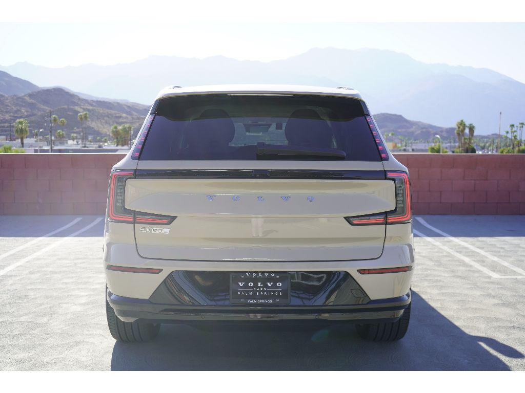 new 2025 Volvo EX90 car, priced at $87,140