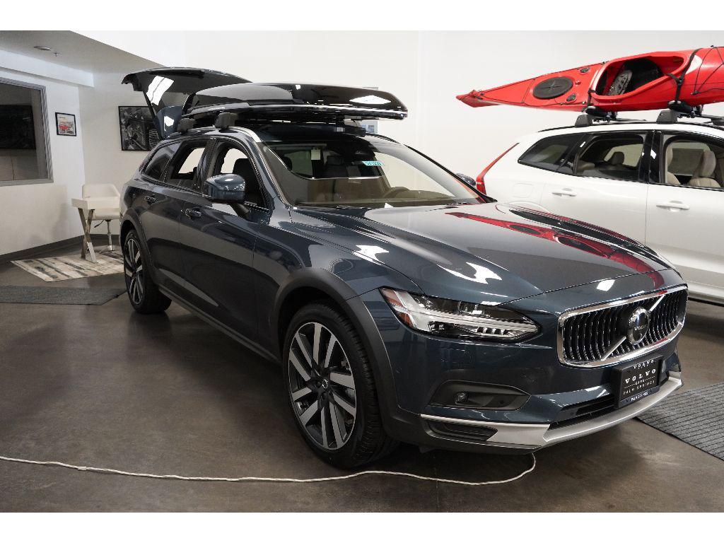 new 2025 Volvo V90 Cross Country car, priced at $69,550
