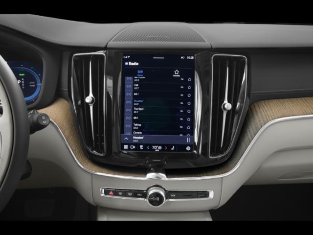 new 2025 Volvo XC60 car, priced at $50,900