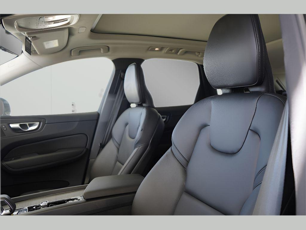 new 2025 Volvo XC60 car, priced at $50,900