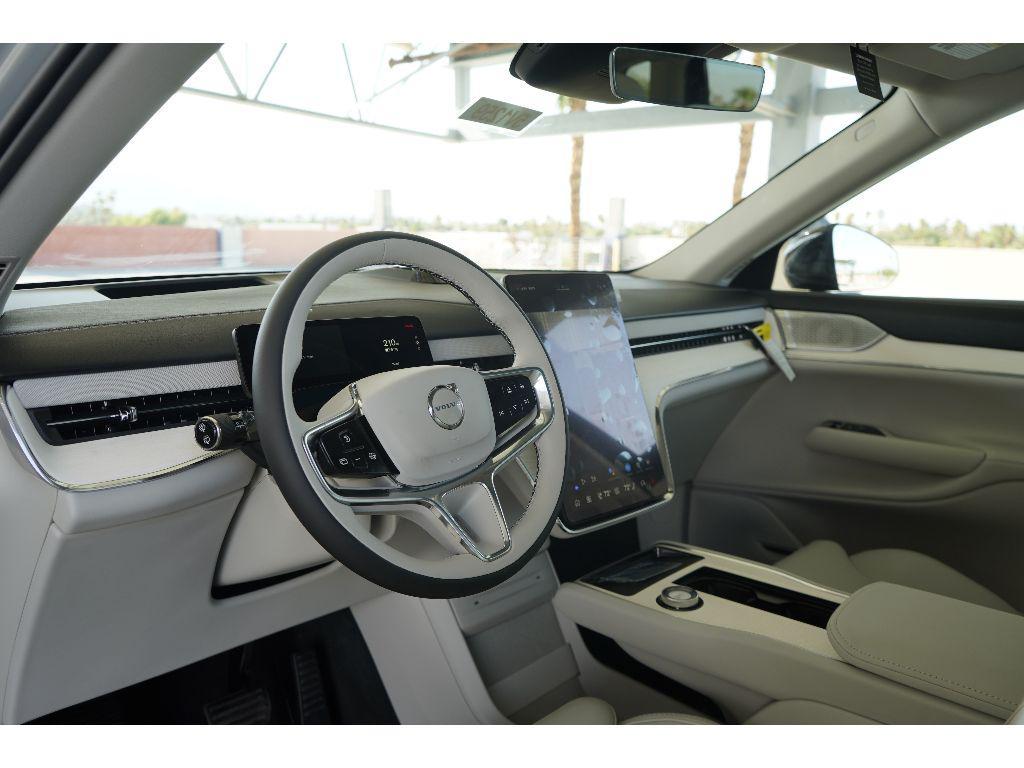 new 2025 Volvo EX90 car, priced at $94,340