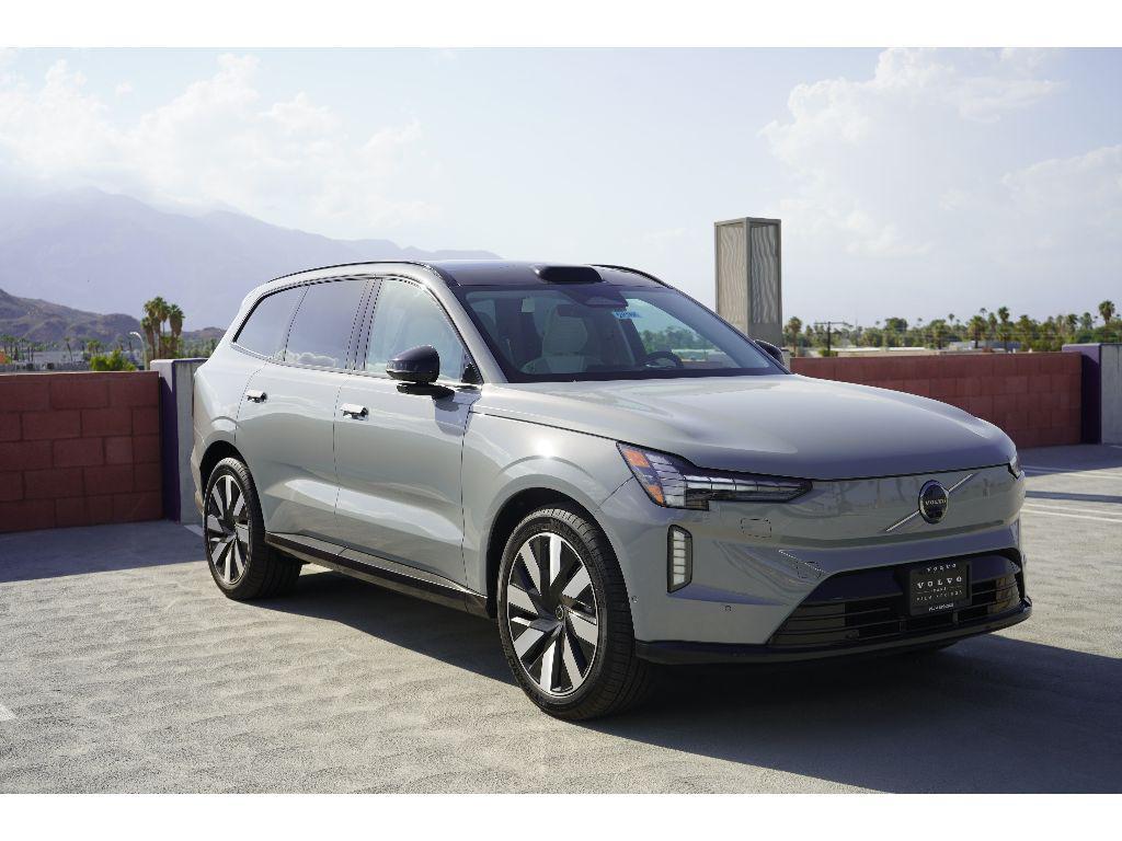 new 2025 Volvo EX90 car, priced at $94,340