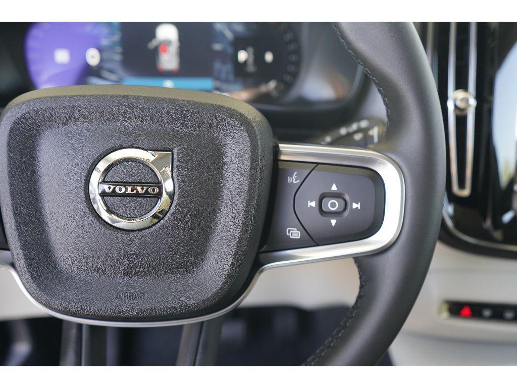 new 2026 Volvo XC40 car, priced at $49,825