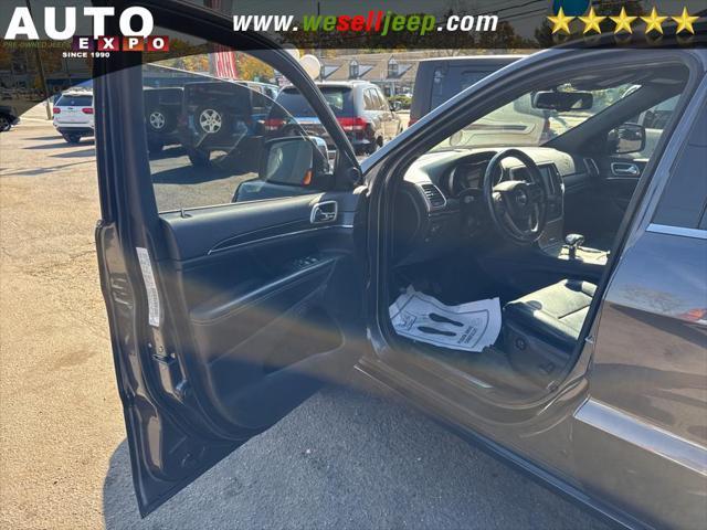 used 2015 Jeep Grand Cherokee car, priced at $13,995