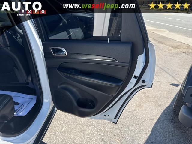 used 2017 Jeep Grand Cherokee car, priced at $14,995