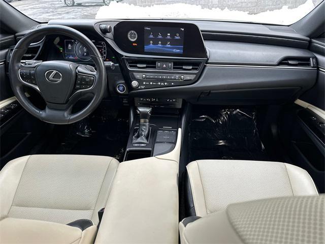 used 2022 Lexus ES 300h car, priced at $30,995