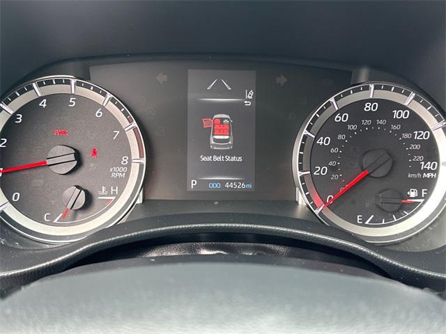 used 2022 Toyota Highlander car, priced at $32,665