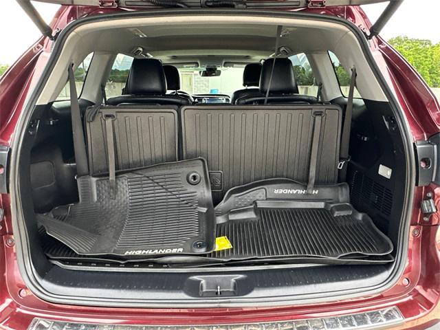 used 2017 Toyota Highlander car, priced at $31,185