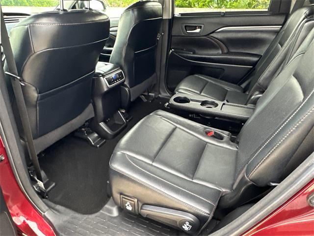 used 2017 Toyota Highlander car, priced at $31,185