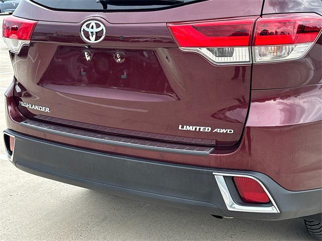 used 2017 Toyota Highlander car, priced at $31,185