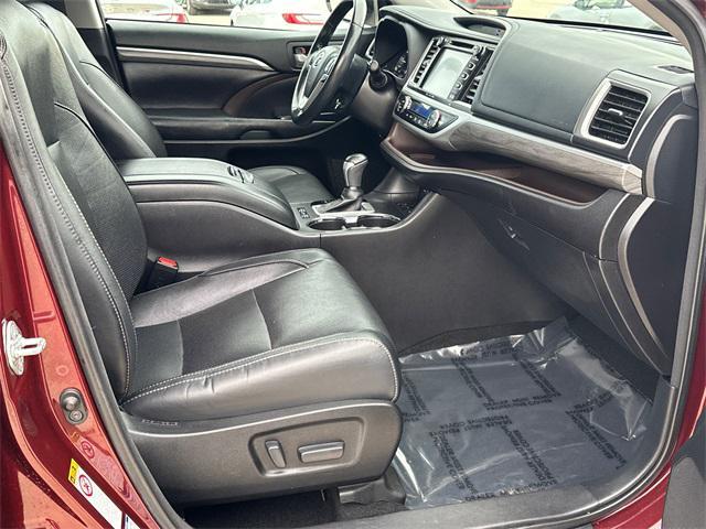 used 2017 Toyota Highlander car, priced at $31,185