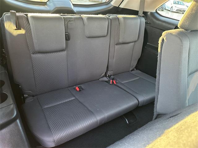 used 2019 Toyota Highlander car, priced at $22,275