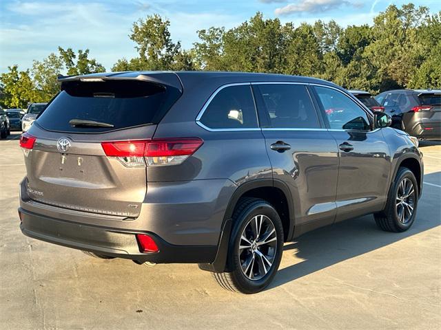 used 2019 Toyota Highlander car, priced at $22,275
