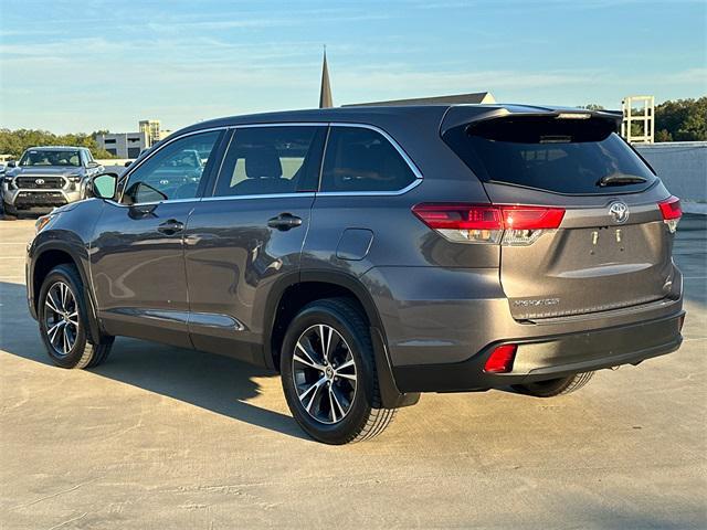 used 2019 Toyota Highlander car, priced at $22,275