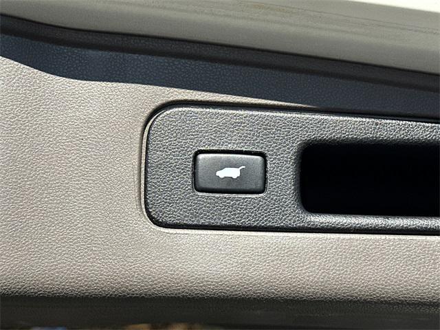 used 2016 Honda Odyssey car, priced at $14,500