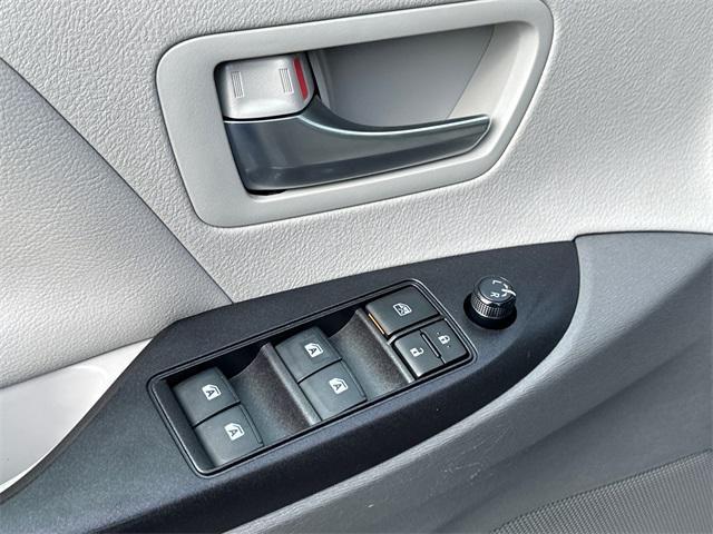 used 2020 Toyota Sienna car, priced at $31,185